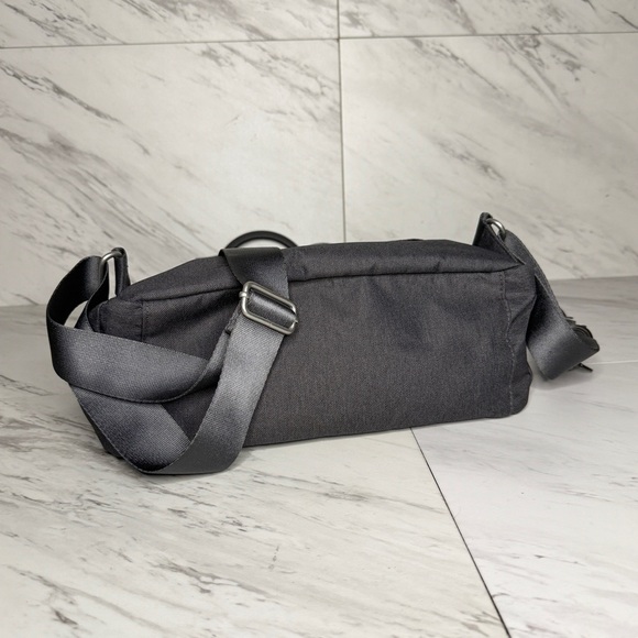 2/$100 LIKE NEW Baggallini All Day Backpack and RFID Phone Wristlet - Picture 10 of 12